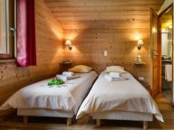 Chalet Lacuzon Ski Royal with sauna and whirlpool-8