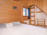 Chalet Piccola Pietra with a private sauna-11