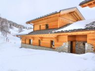 Chalet Ski Dream with sauna and outdoor whirlpool-23