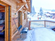 Chalet Ski Dream with sauna and outdoor whirlpool-19