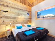 Chalet Ski Dream with sauna and outdoor whirlpool-11