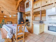 Chalet Piccola Pietra with a private sauna-7