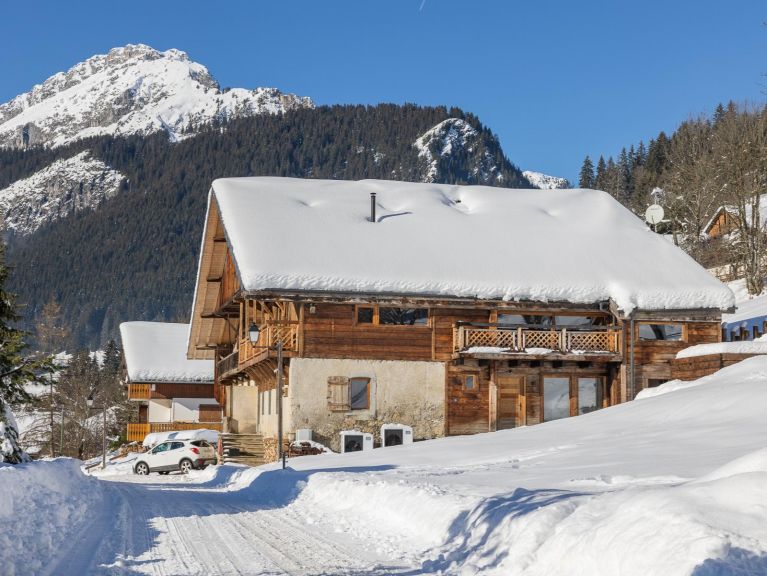 Ferme du Rys with outdoor whirlpool, Sunday to Sunday