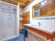 Chalet de Claude with private sauna-17