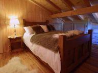 Chalet Imperial with sauna and outdoor whirlpool-15