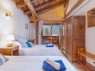 Chalet de Claude with private sauna-11