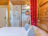 Chalet Piccola Pietra with a private sauna-10