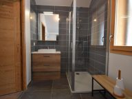 Chalet Des Etoiles d'Antoine & Mary with infrared sauna-15