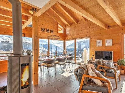 Chalet sur Piste with private sauna-2