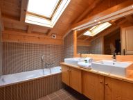 Chalet Imperial with sauna and outdoor whirlpool-17