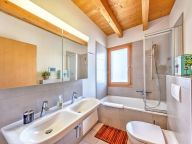 Chalet sur Piste with private sauna-15