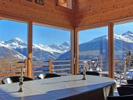 Chalet sur Piste with private sauna-6