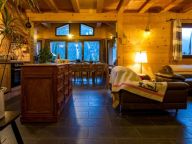 Chalet Vuargnes with private sauna and swimming pool-4