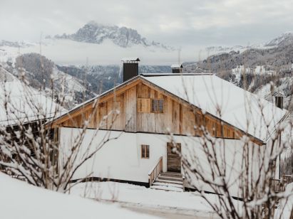 Chalet Casa Tra Cime max. 8 adults and 2 children-1