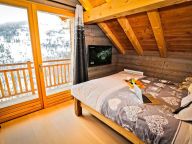 Chalet le Mas des Neiges with whirlpool and hammam-16