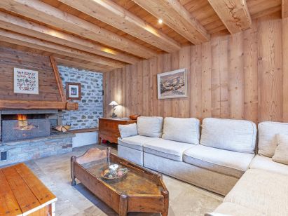 Chalet de Claude with private sauna-2