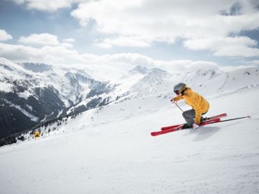 Saalbach skiing