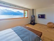 Chalet Matterhorn with sauna and outdoor whirlpool-15