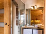 Chalet Lacuzon with private sauna-12