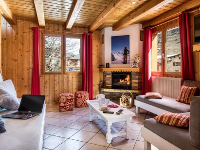 Chalet Lacuzon with private sauna-2