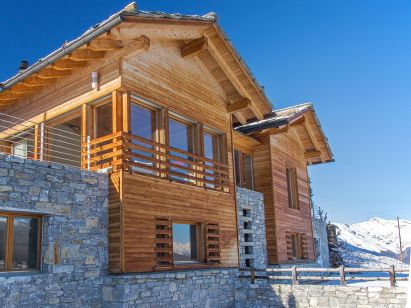 Chalet Matterhorn with sauna and outdoor whirlpool-1